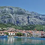 Cozy In With Wifi Apartman Makarska