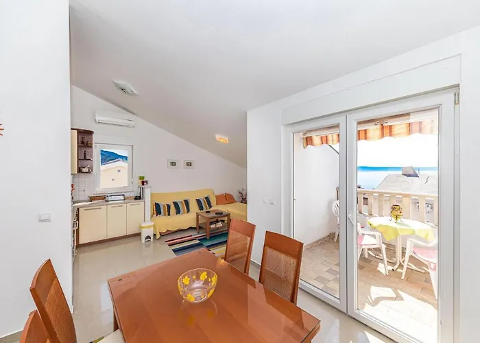 Cozy In With Wifi Апартаменти *